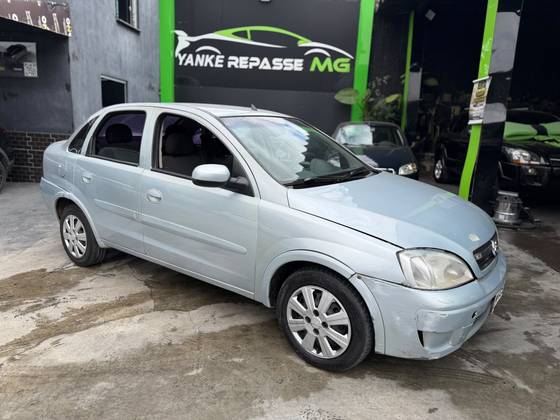 CHEVROLET CORSA 1.4 MPFI PREMIUM SEDAN 8V FLEX 4P MANUAL CHEVROLET CORSA 1.4 MPFI PREMIUM SEDAN 8V FLEX 4P MANUAL